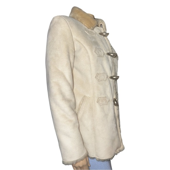 Vintage Ann Taylor Women's faux sherling Toggle Coat size S - Picture 5 of 12
